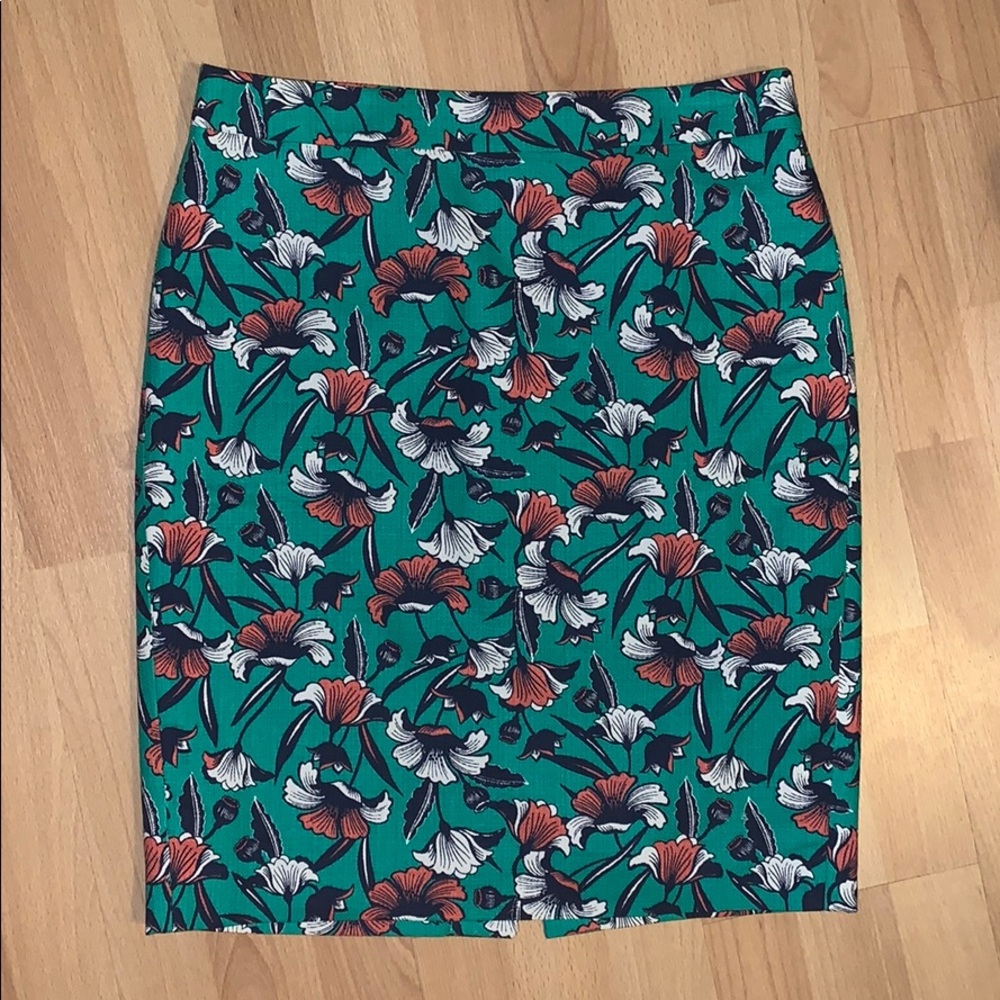 NWT: J. Crew Basketweave Floral Pencil Skirt
